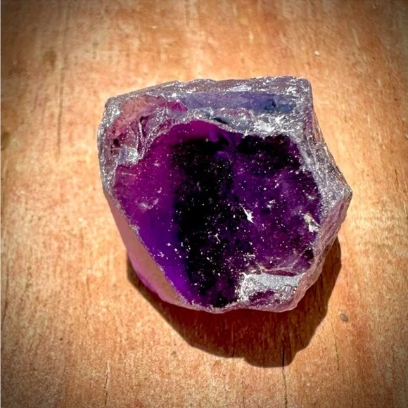 Raw Amethyst - Picture 2 of 4